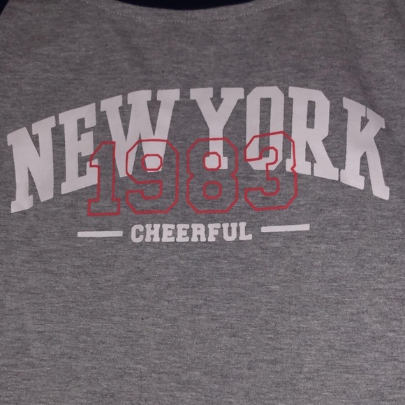 SHEIN New York 1983 crop top - Picture 4 of 4